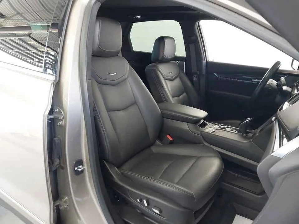 2022 Cadillac XT5 - Image 13 of 18