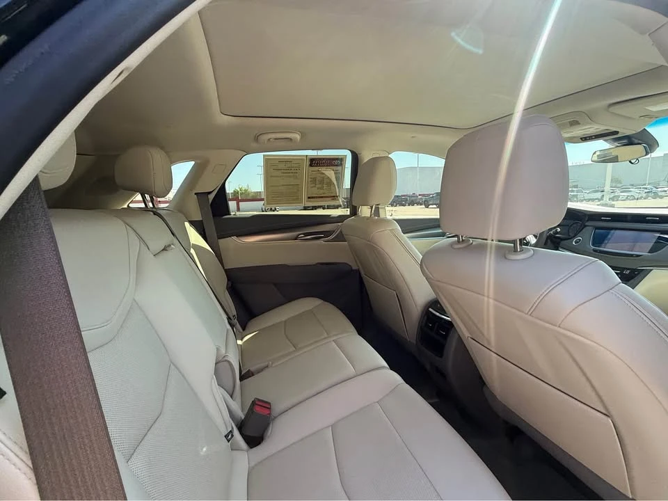 2022 Cadillac XT5 - Image 3 of 4