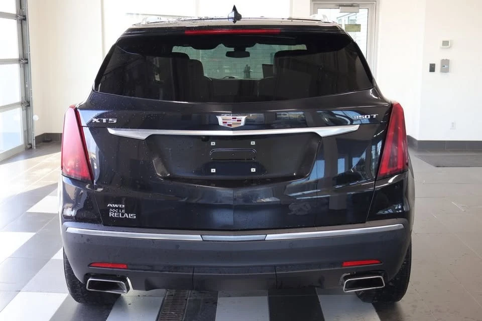 2022 Cadillac XT5 - Image 5 of 15