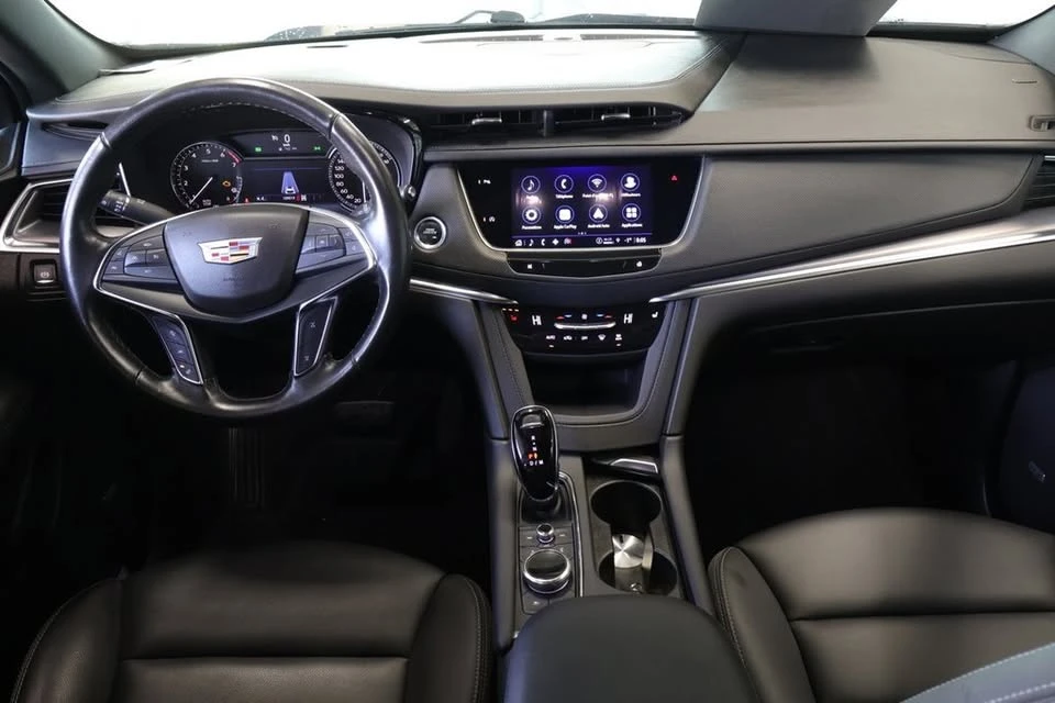 2022 Cadillac XT5 - Image 8 of 15