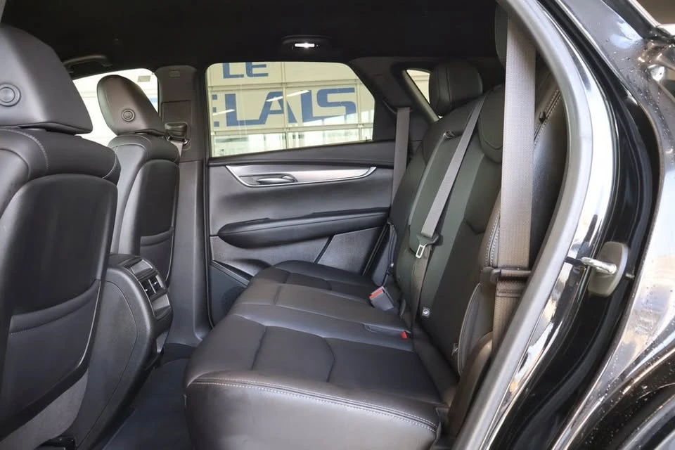 2022 Cadillac XT5 - Image 10 of 15