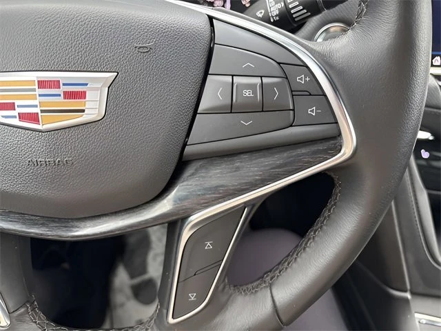 2022 Cadillac XT5 - Image 11 of 20