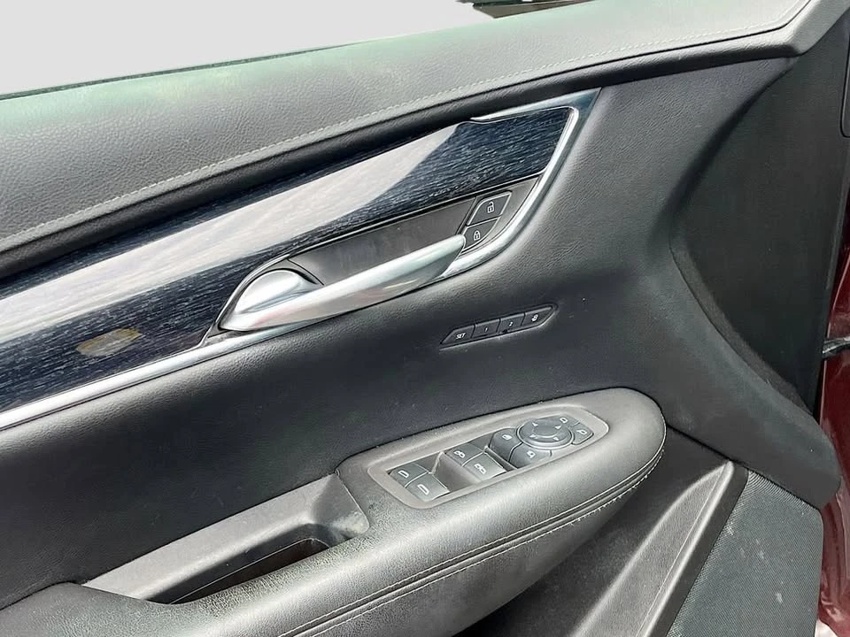 2022 Cadillac XT5 - Image 17 of 20