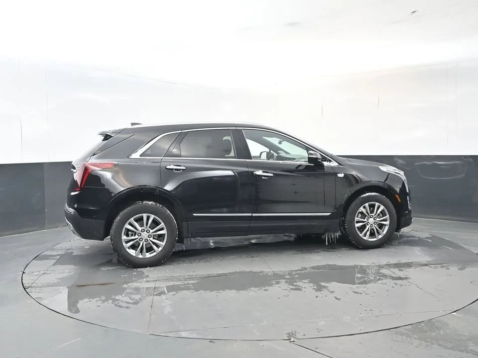 2022 Cadillac XT5 - Image 5 of 10