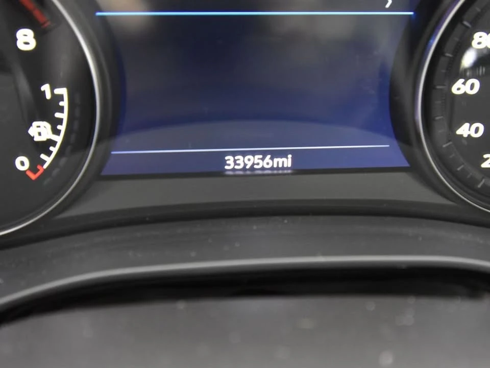 2022 Cadillac XT5 - Image 10 of 10