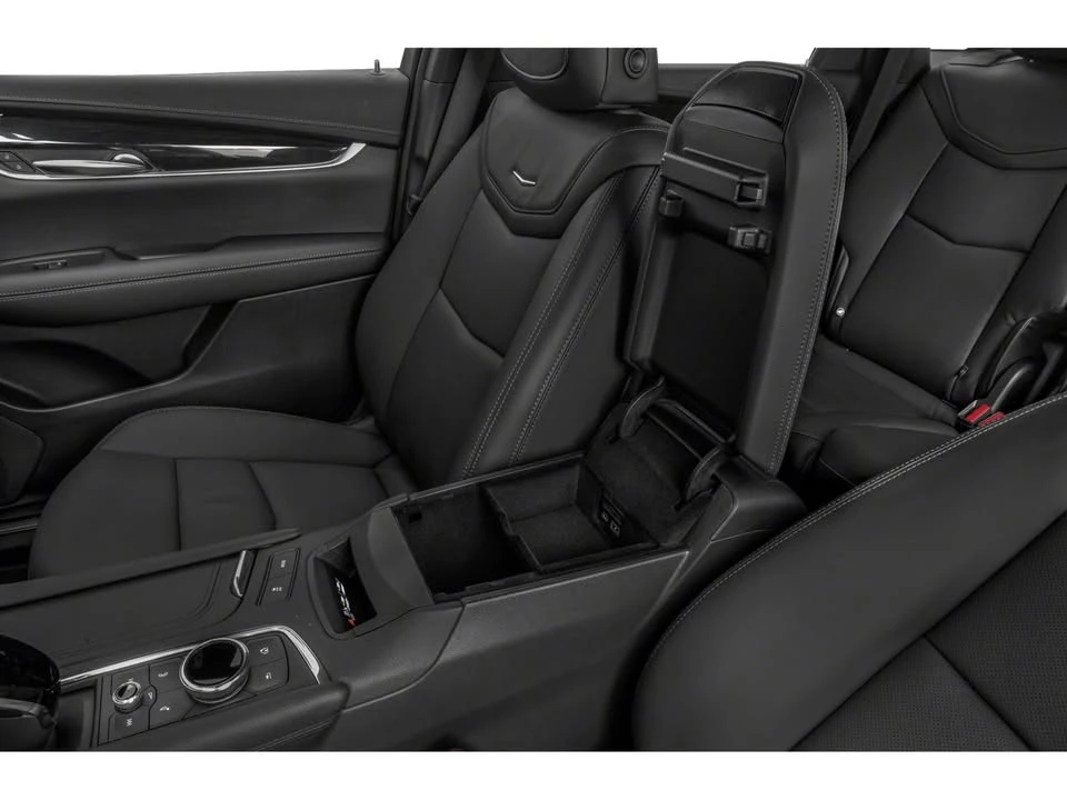 2022 Cadillac XT5 - Image 10 of 11