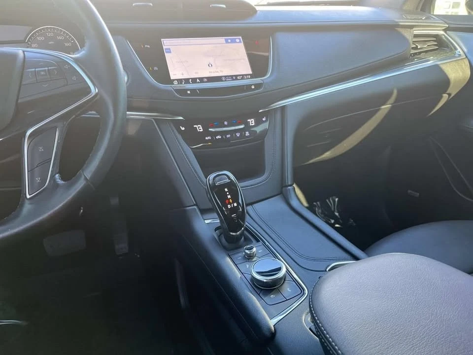 2022 Cadillac XT5 - Image 15 of 20