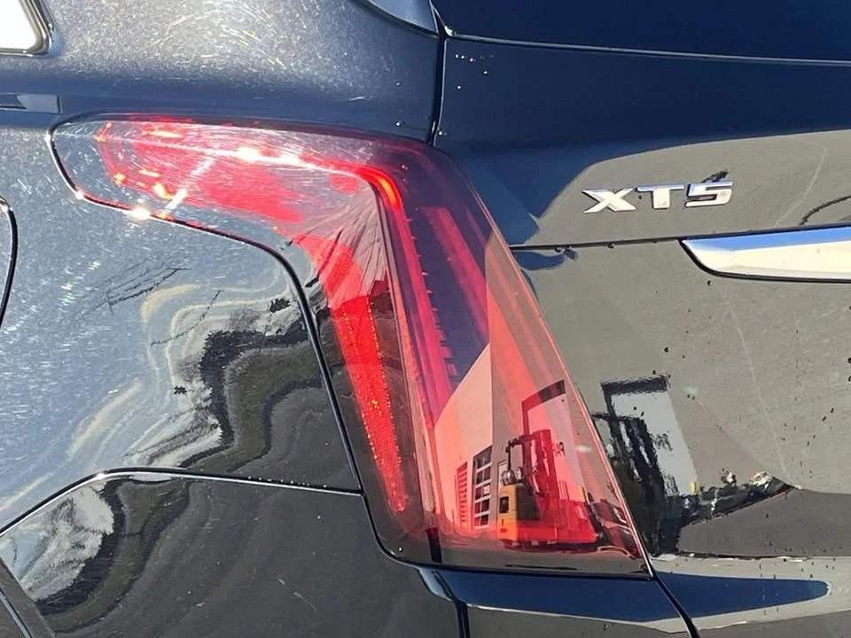 2022 Cadillac XT5 - Image 10 of 20