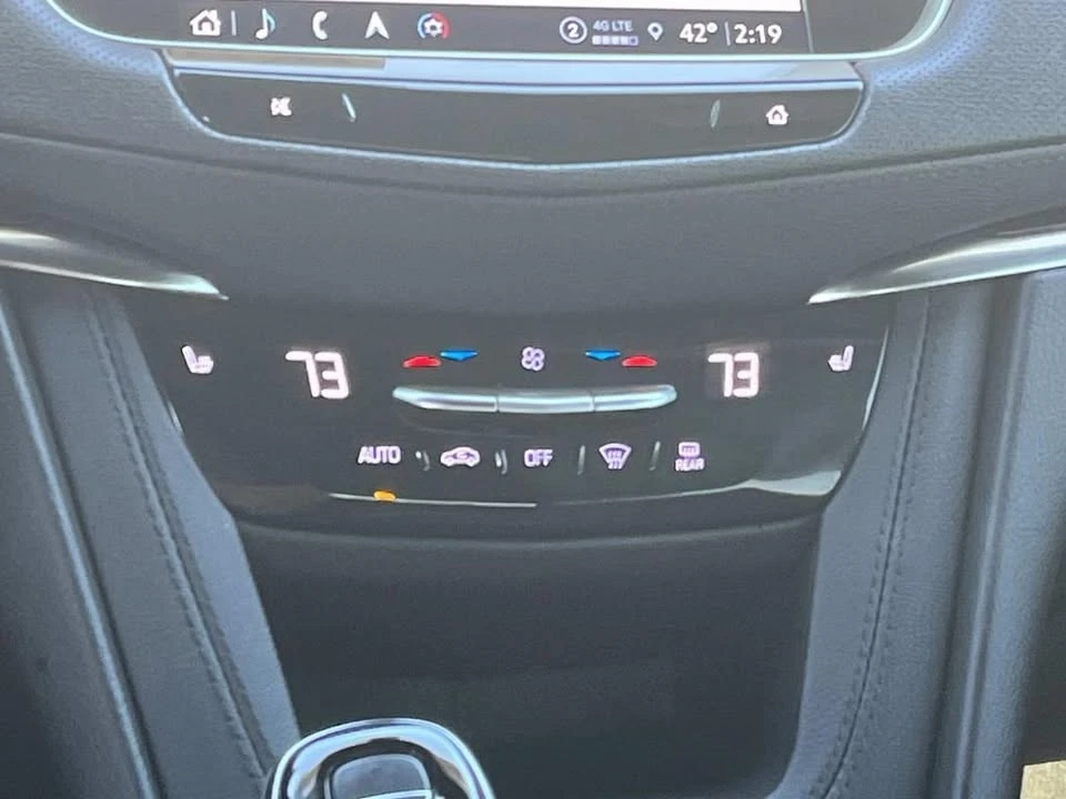 2022 Cadillac XT5 - Image 17 of 20