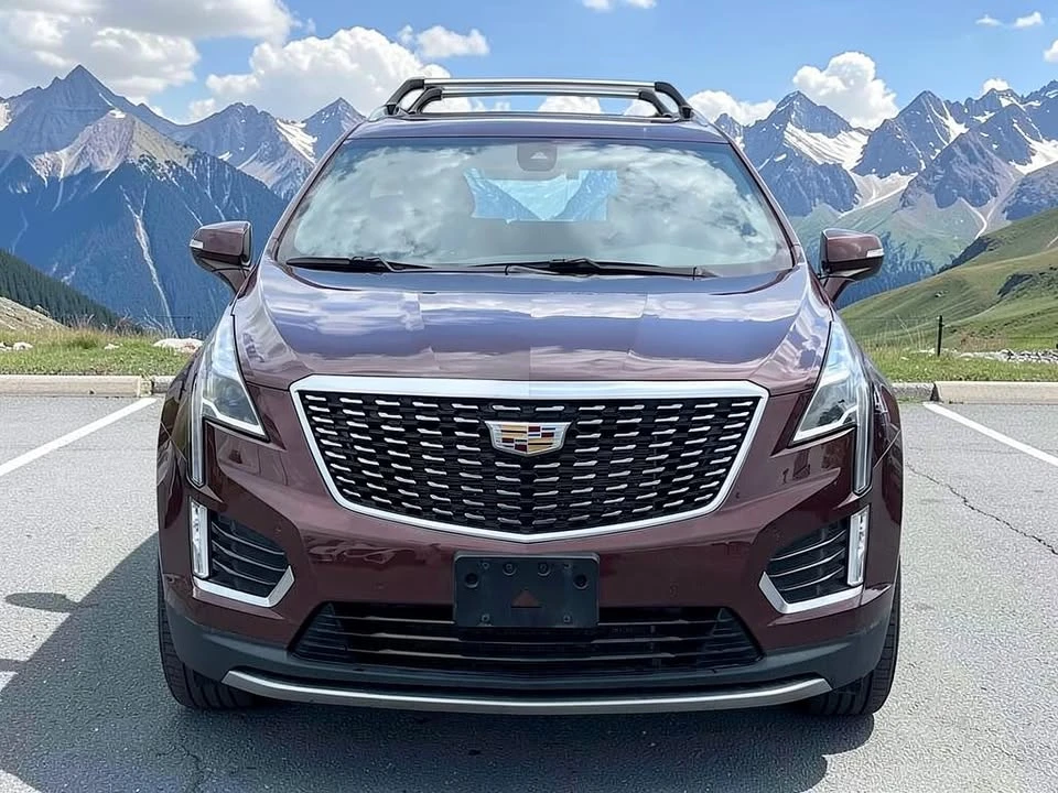2022 Cadillac XT5 - Image 2 of 14