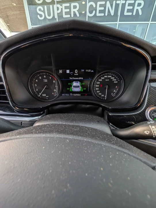 2022 Cadillac XT6 - Image 8 of 8