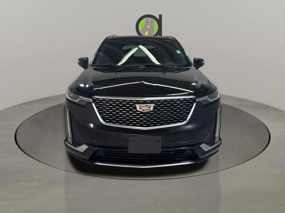 2022 Cadillac XT6 - Image 2 of 17