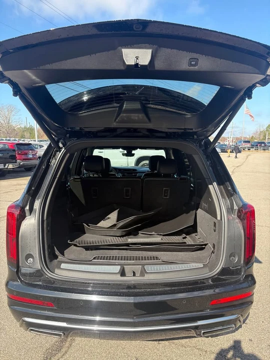 2022 Cadillac XT6 - Image 5 of 6
