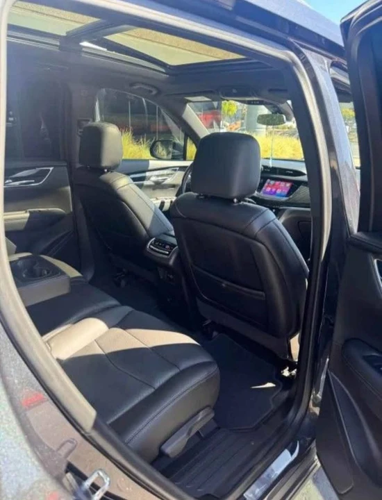 2022 Cadillac XT6 - Image 4 of 6
