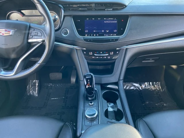 2022 Cadillac XT6 - Image 8 of 12