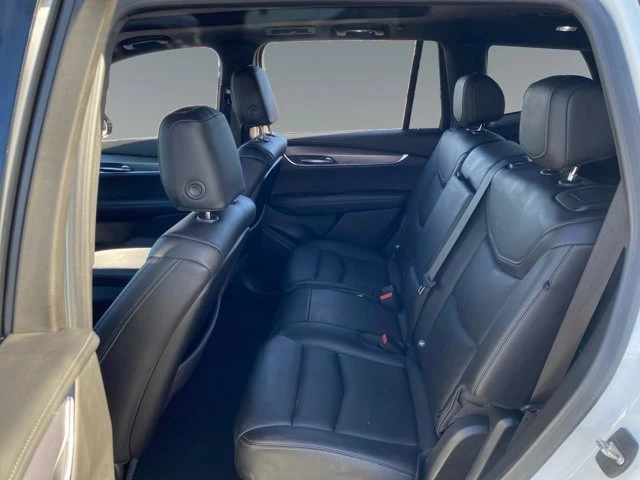 2022 Cadillac XT6 - Image 10 of 12