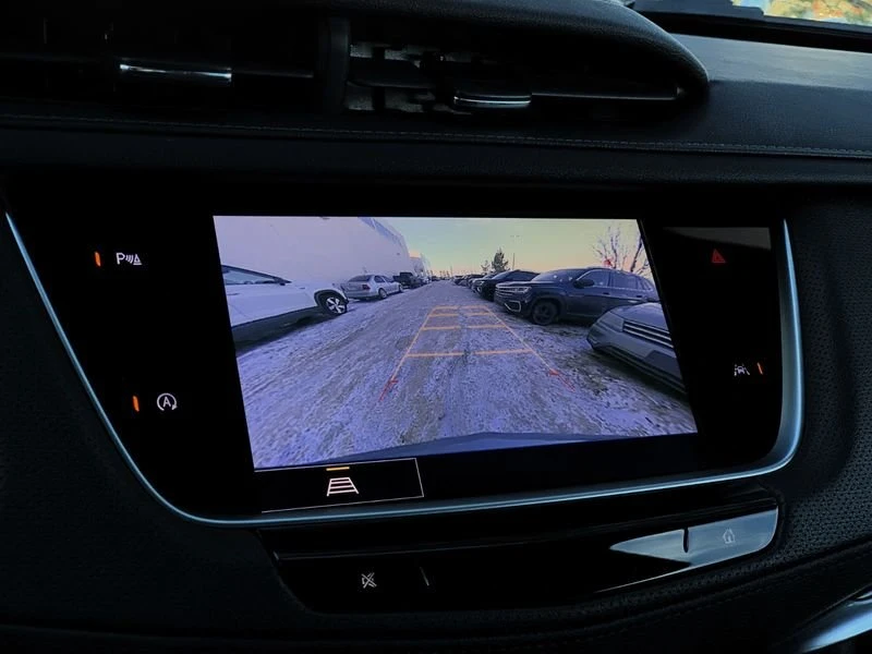 2022 Cadillac XT6 - Image 12 of 20