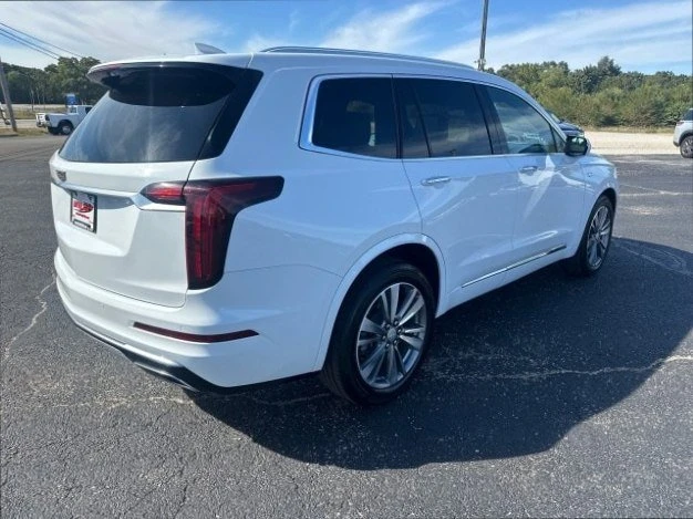 2022 Cadillac XT6 - Image 8 of 20