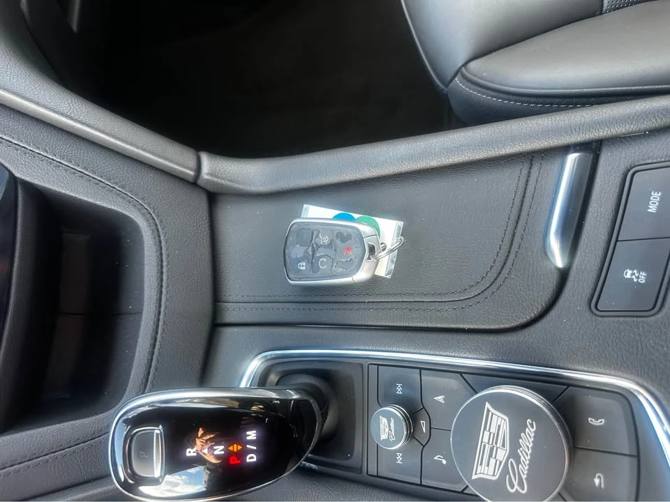 2022 Cadillac XT6 - Image 10 of 11