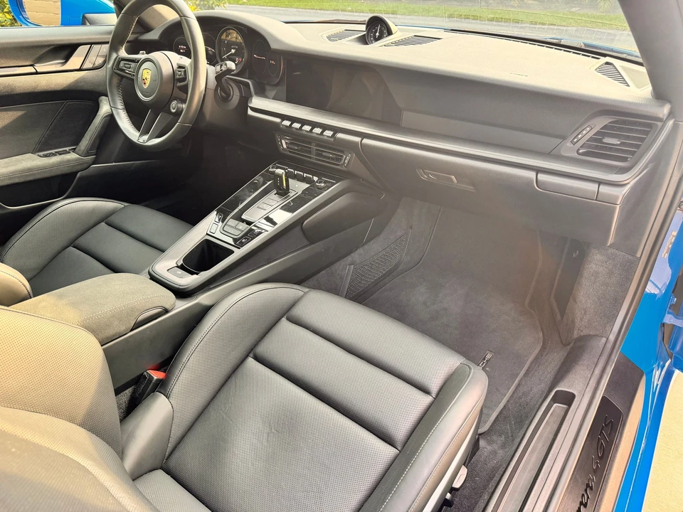 2022 Porsche 992 Carrera GTS - Image 28 of 31