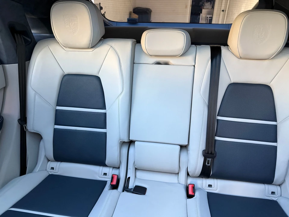 2022 Porsche 9Y0/9Y3 Cayenne GTS - Image 17 of 26