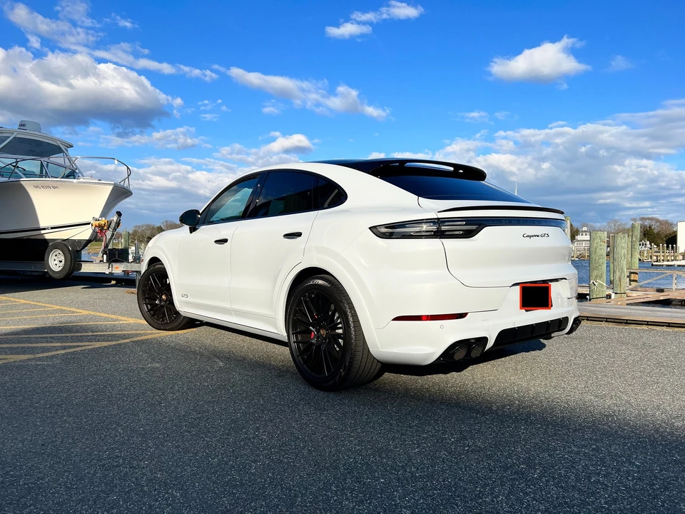 2022 Porsche 9Y0/9Y3 Cayenne GTS - Image 2 of 26