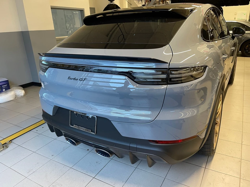 2022 Porsche 9Y0/9Y3 Cayenne Turbo GT - Image 6 of 9