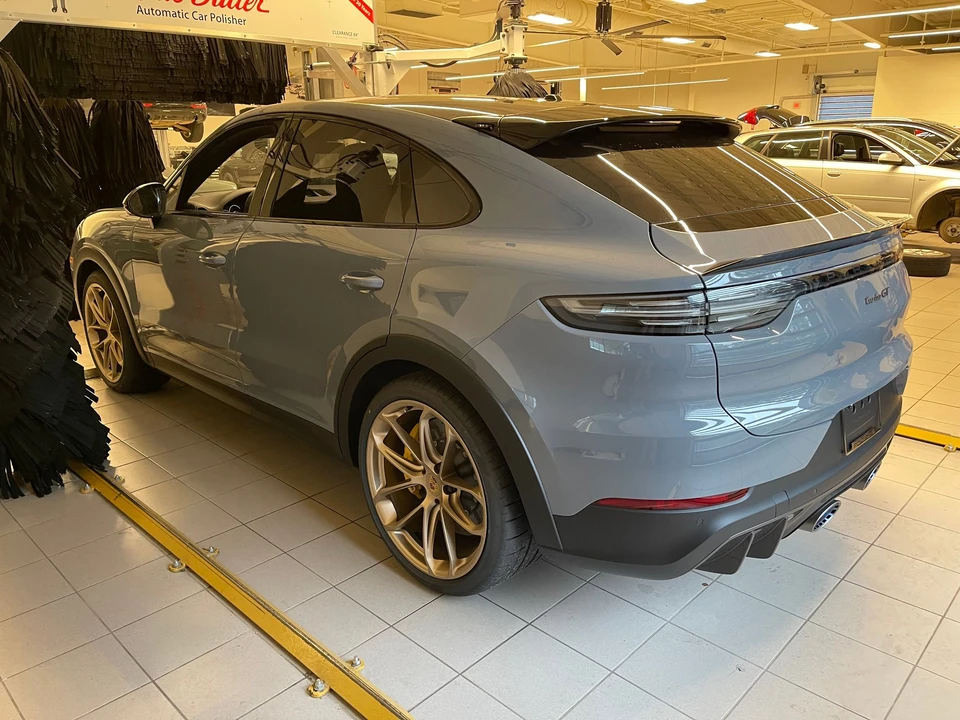 2022 Porsche 9Y0/9Y3 Cayenne Turbo GT - Image 4 of 9