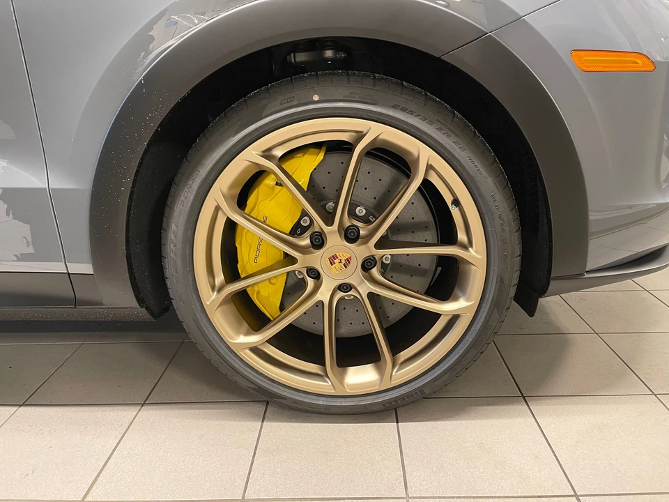 2022 Porsche 9Y0/9Y3 Cayenne Turbo GT - Image 3 of 9