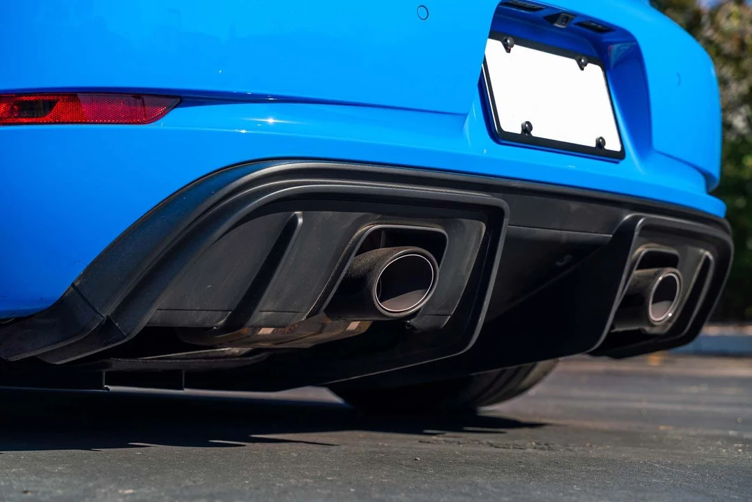 2022 Porsche 718 Cayman GT4 - Image 13 of 31