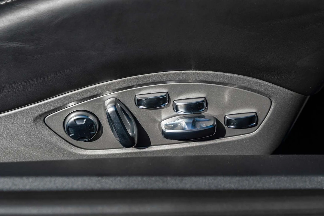 2022 Porsche 718 Cayman GT4 - Image 28 of 31