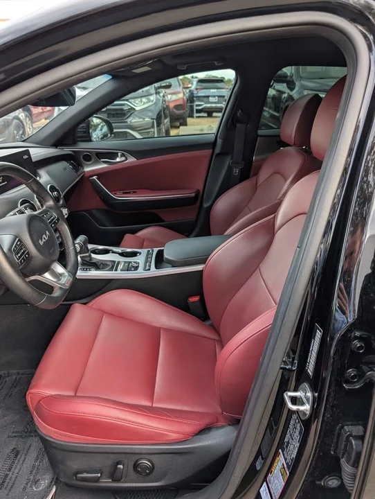 2022 Kia Stinger GT - Image 7 of 8