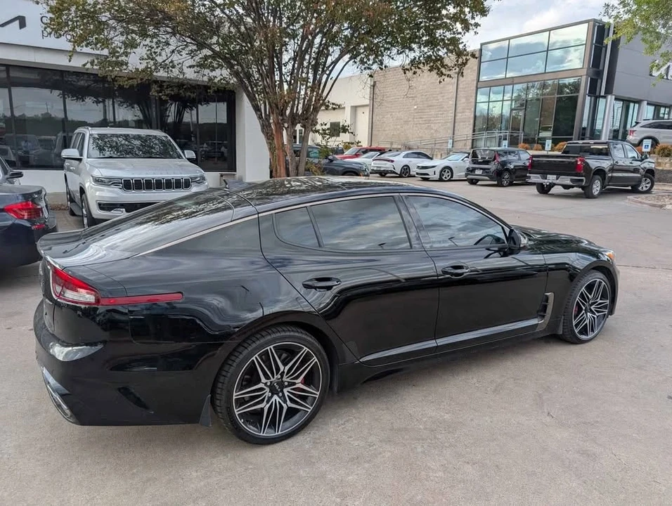 2022 Kia Stinger GT - Image 4 of 8