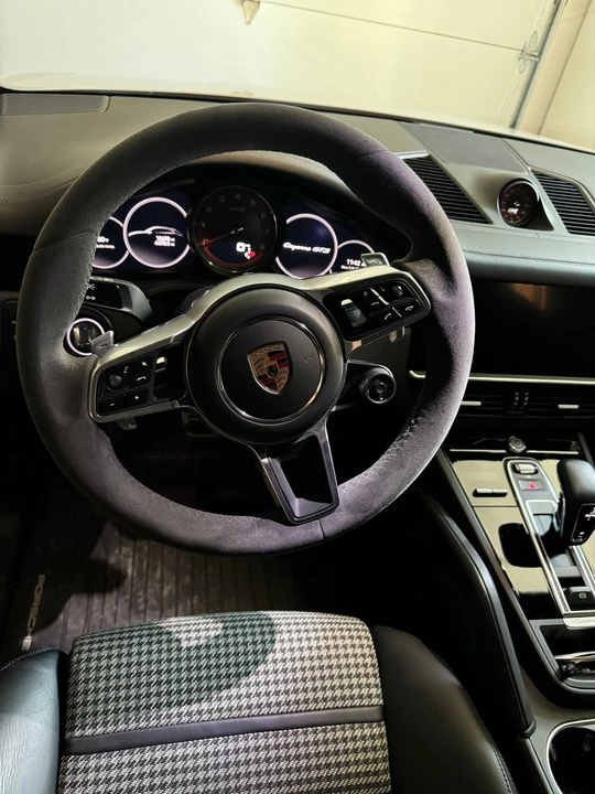 2022 Porsche 9Y0/9Y3 Cayenne GTS - Image 5 of 8