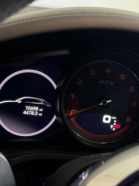 2022 Porsche 9Y0/9Y3 Cayenne GTS - Image 6 of 8