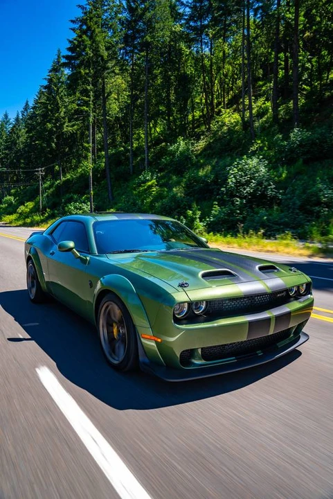 2022 Dodge Challenger SRT Hellcat 3rd Gen - Image 7 of 15