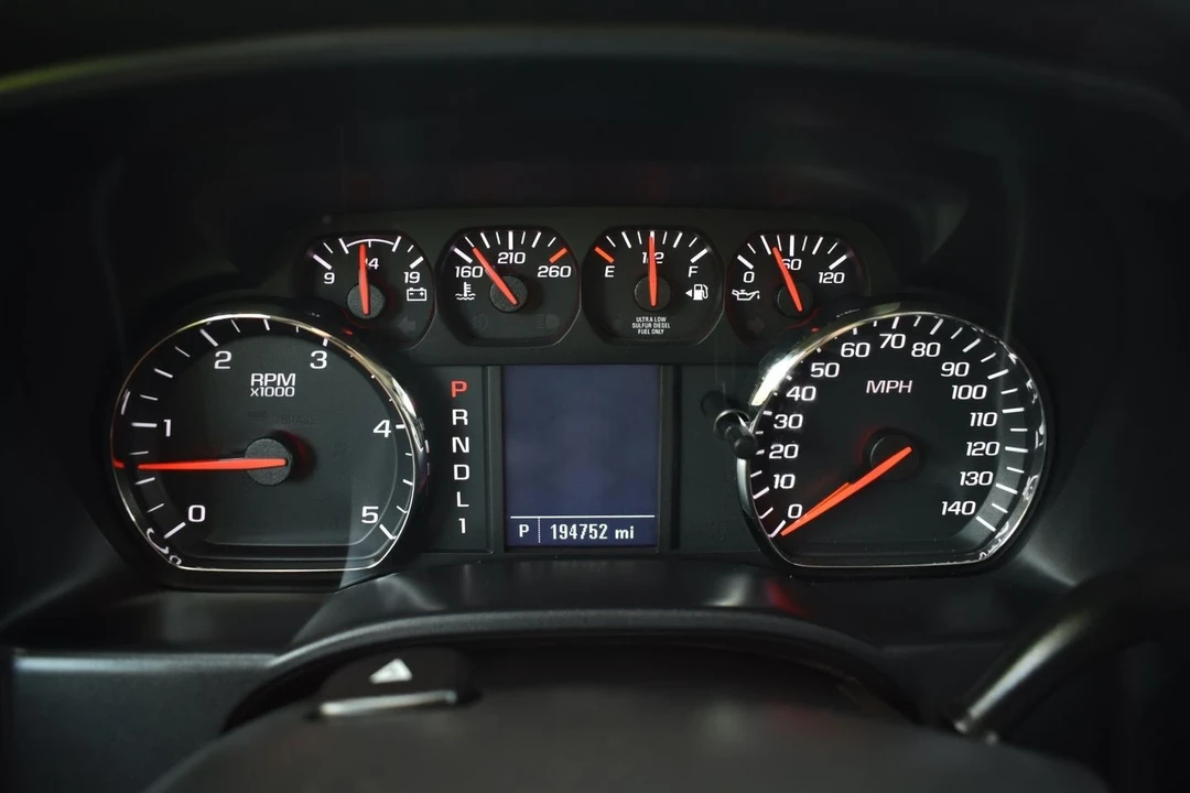 2022 Chevrolet Silverado Heavy Duty 4th Gen - Image 16 of 21