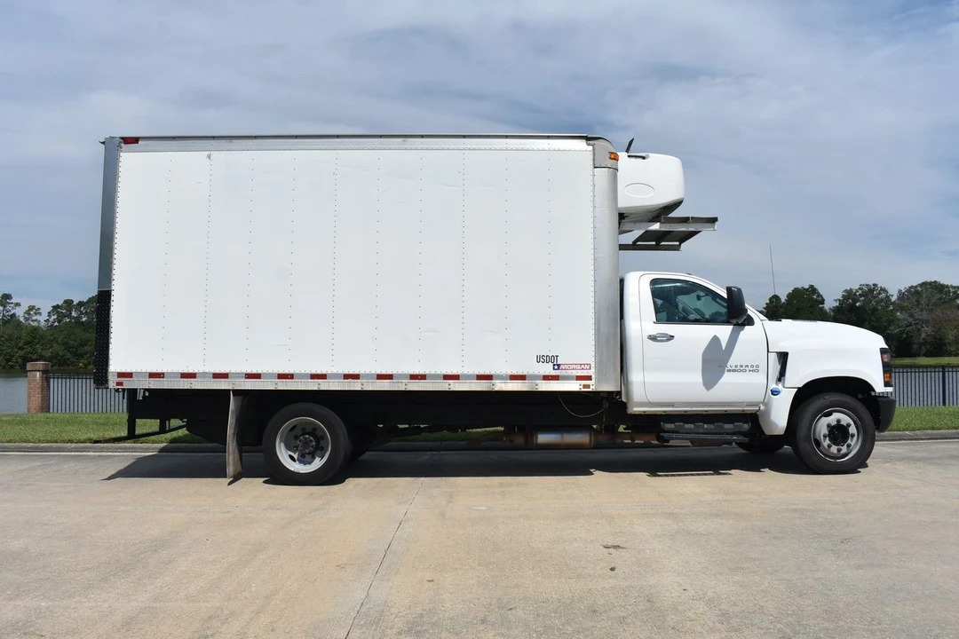 2022 Chevrolet Silverado Heavy Duty 4th Gen - Image 3 of 21