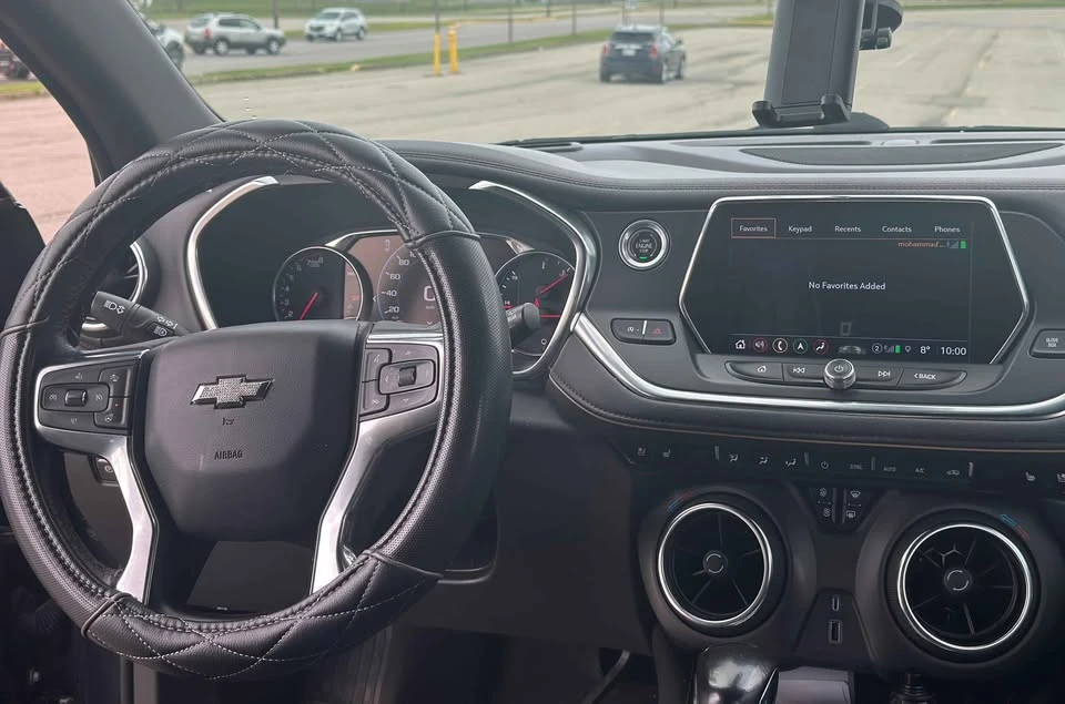 2022 Chevrolet Blazer - Image 6 of 8