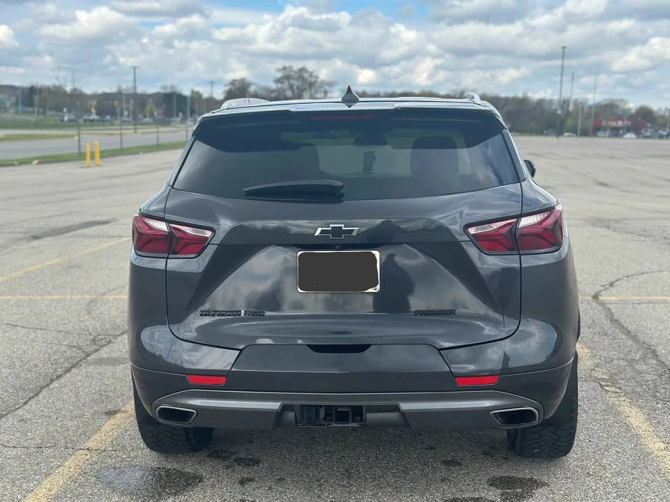 2022 Chevrolet Blazer - Image 2 of 8
