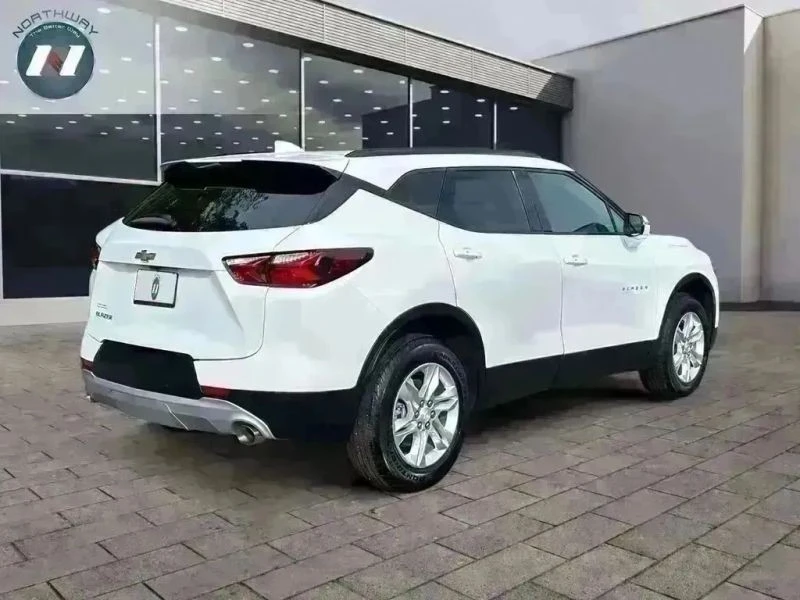2022 Chevrolet Blazer - Image 5 of 12