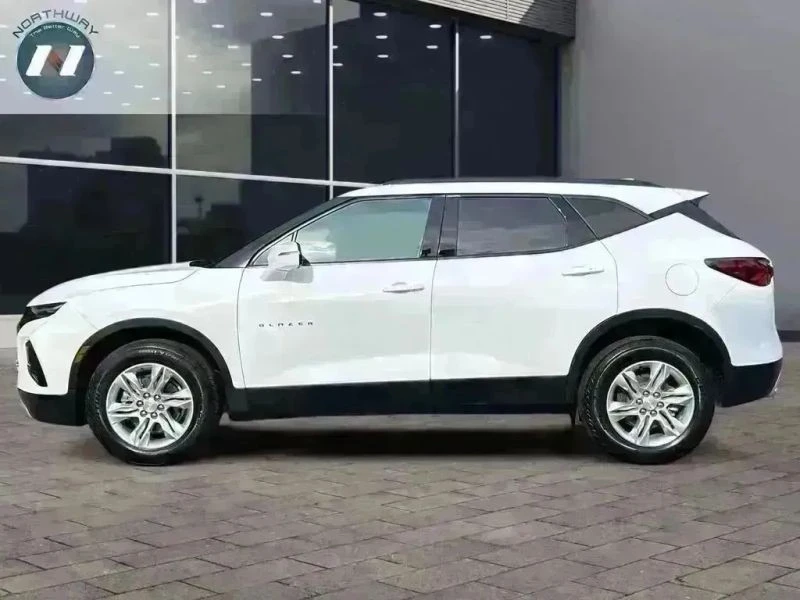 2022 Chevrolet Blazer - Image 2 of 12