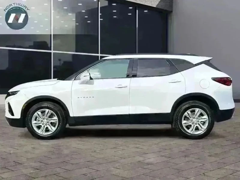 2022 Chevrolet Blazer - Image 2 of 12