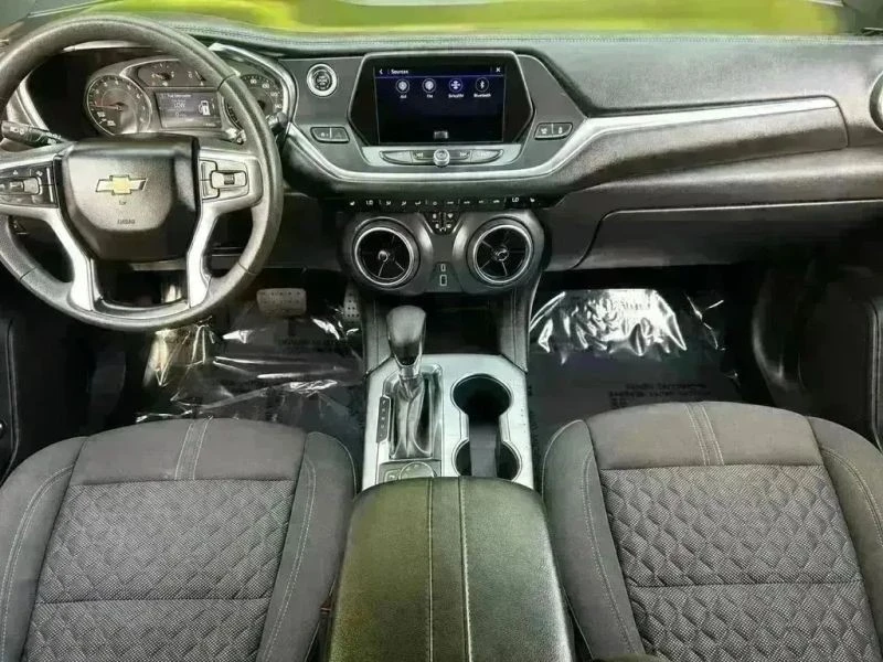 2022 Chevrolet Blazer - Image 10 of 12