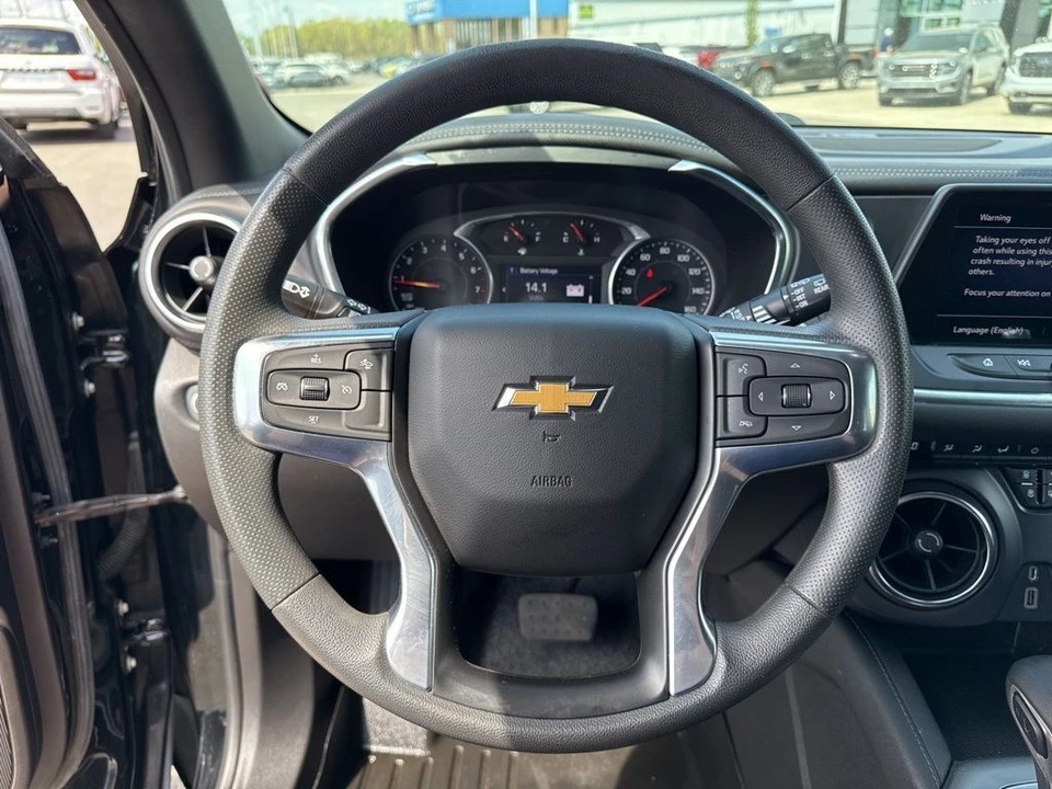 2022 Chevrolet Blazer - Image 15 of 21