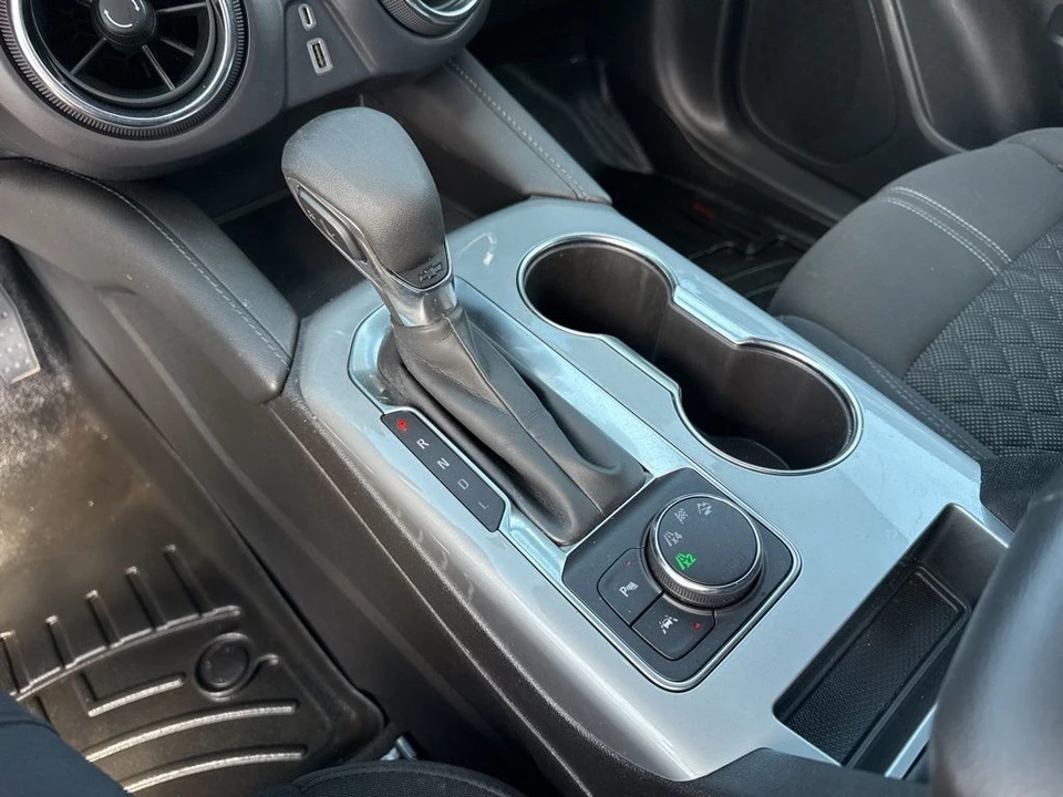 2022 Chevrolet Blazer - Image 18 of 31