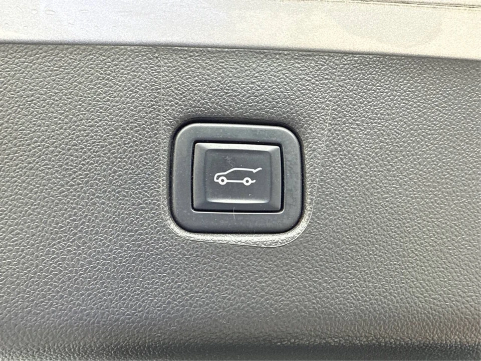 2022 Chevrolet Blazer - Image 14 of 21