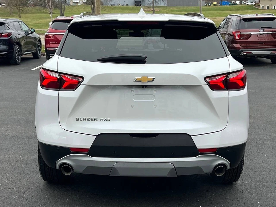 2022 Chevrolet Blazer - Image 18 of 21