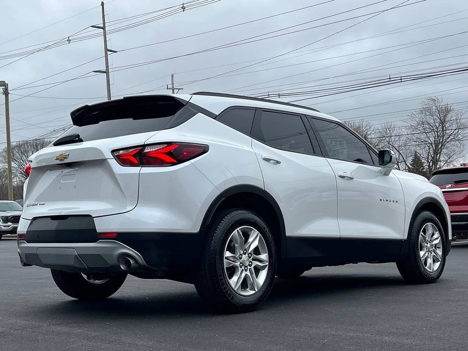2022 Chevrolet Blazer - Image 19 of 21