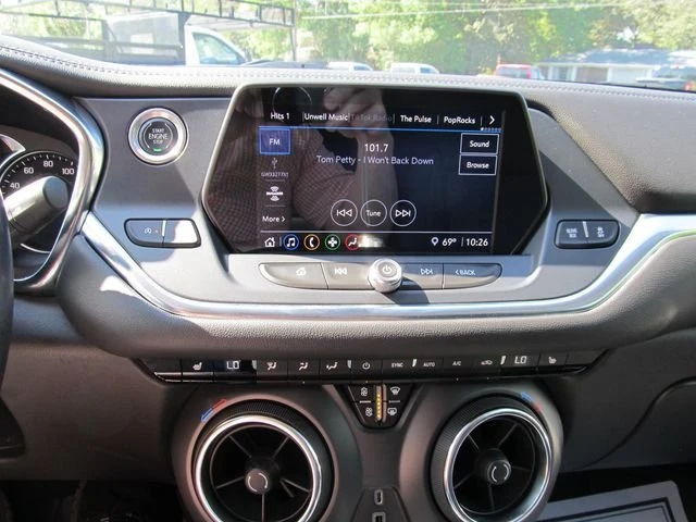 2022 Chevrolet Blazer - Image 10 of 13